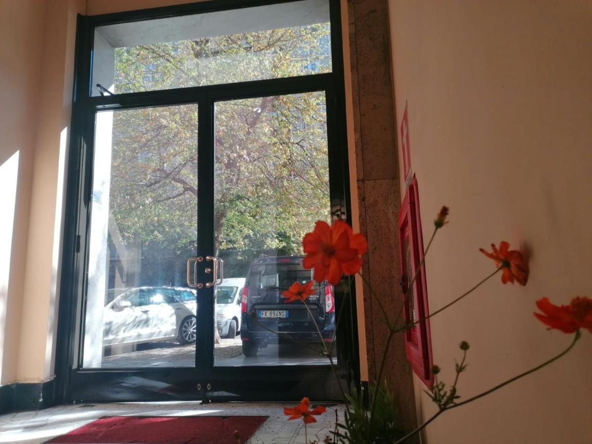 L'Arche Comfort&Relax - Gambara Square Di Via Palma Mailand Exterior foto